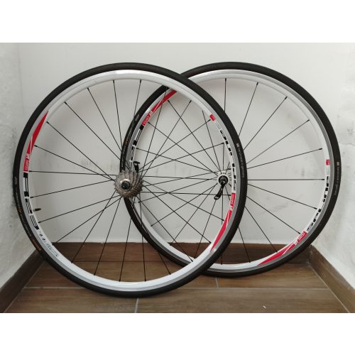 Kerékszett DT SPLINE ROAD FEHÉR